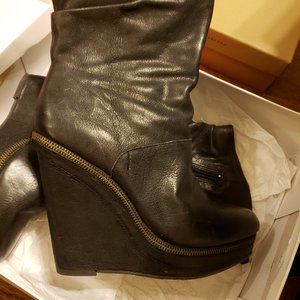 Leather Platform boots